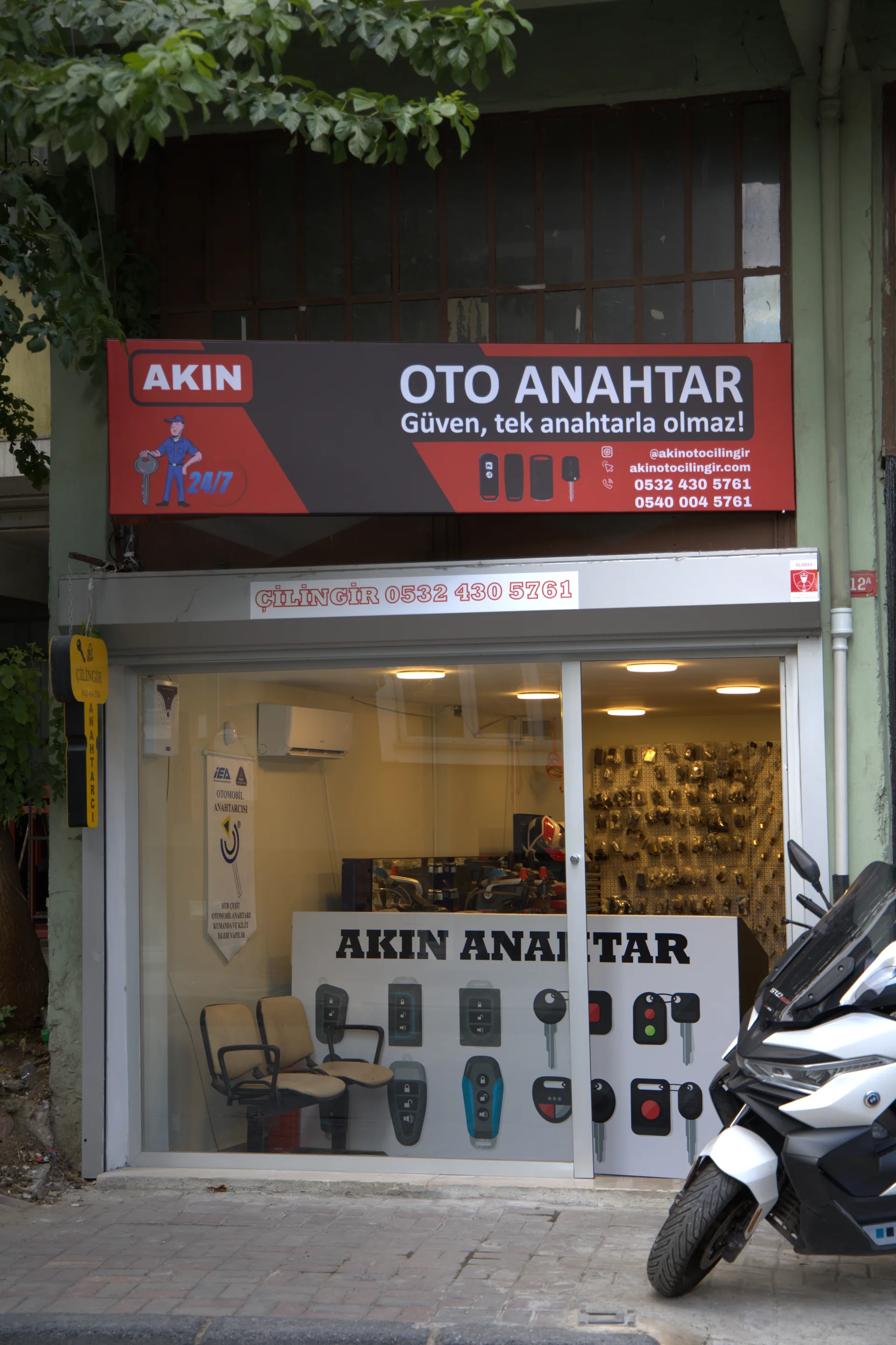 Akın Çilingir dükkan tabelası